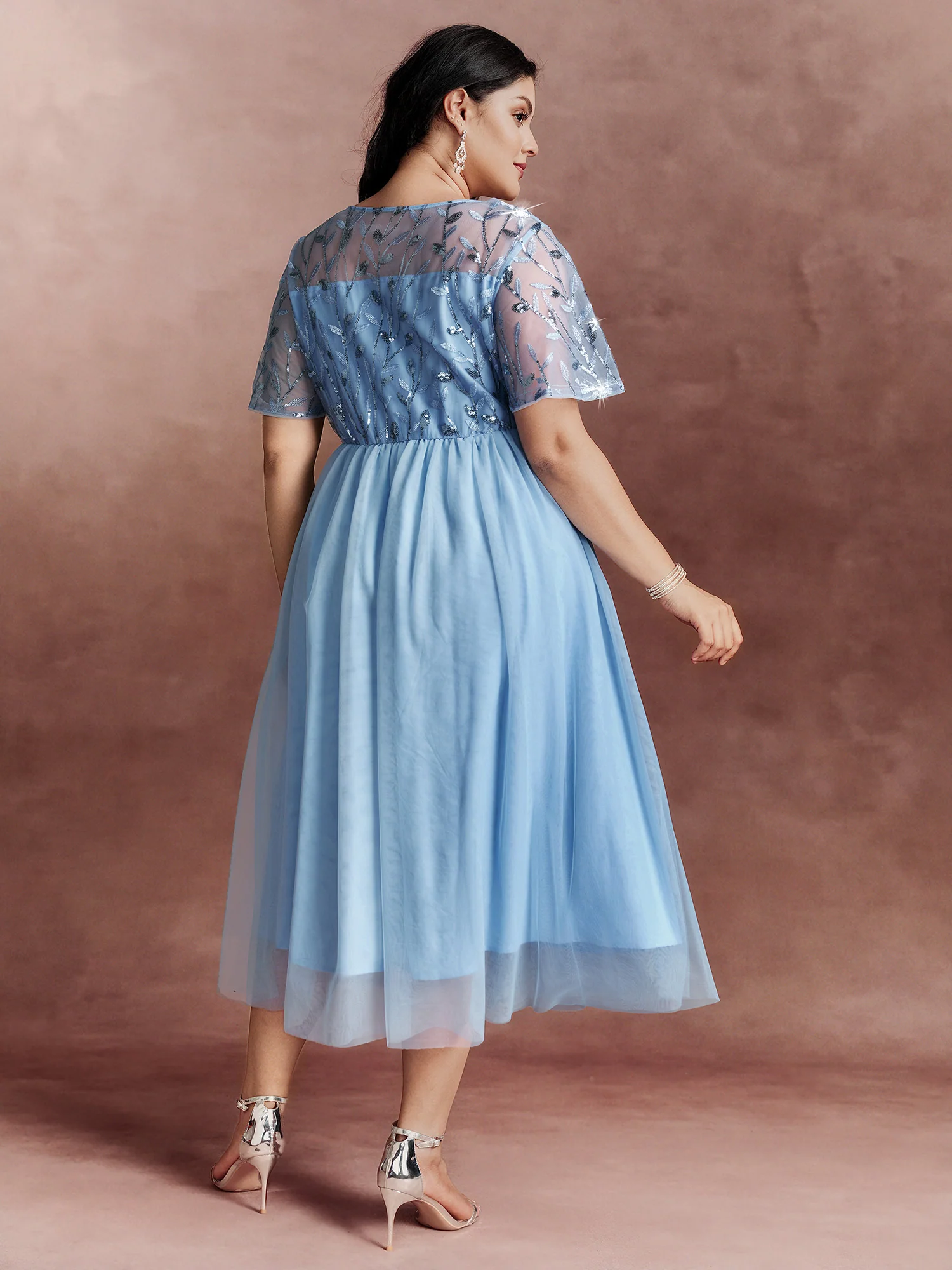 Chiffon Sequin Mesh Embroidered Round Neck Midi Dress - Image 4