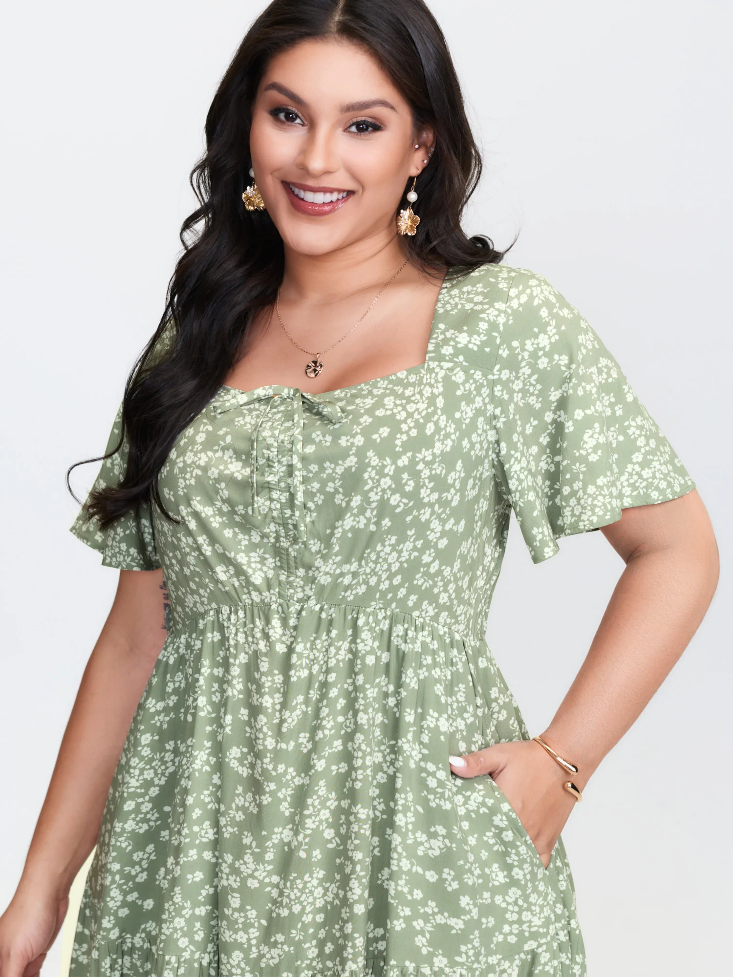 Ditsy Floral Sweetheart Drawstring Pocket Tiered Dress - Image 14