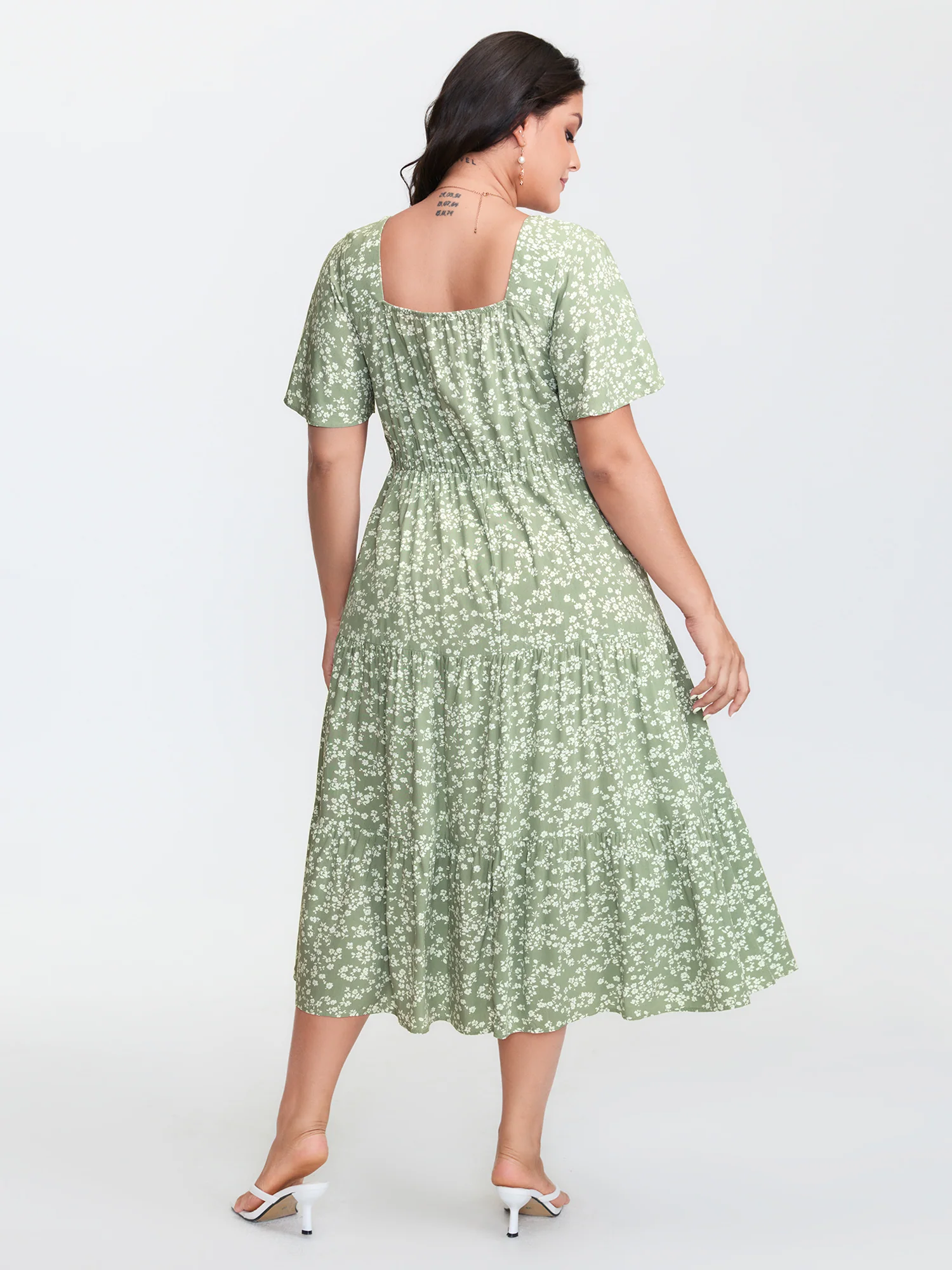 Ditsy Floral Sweetheart Drawstring Pocket Tiered Dress - Image 16