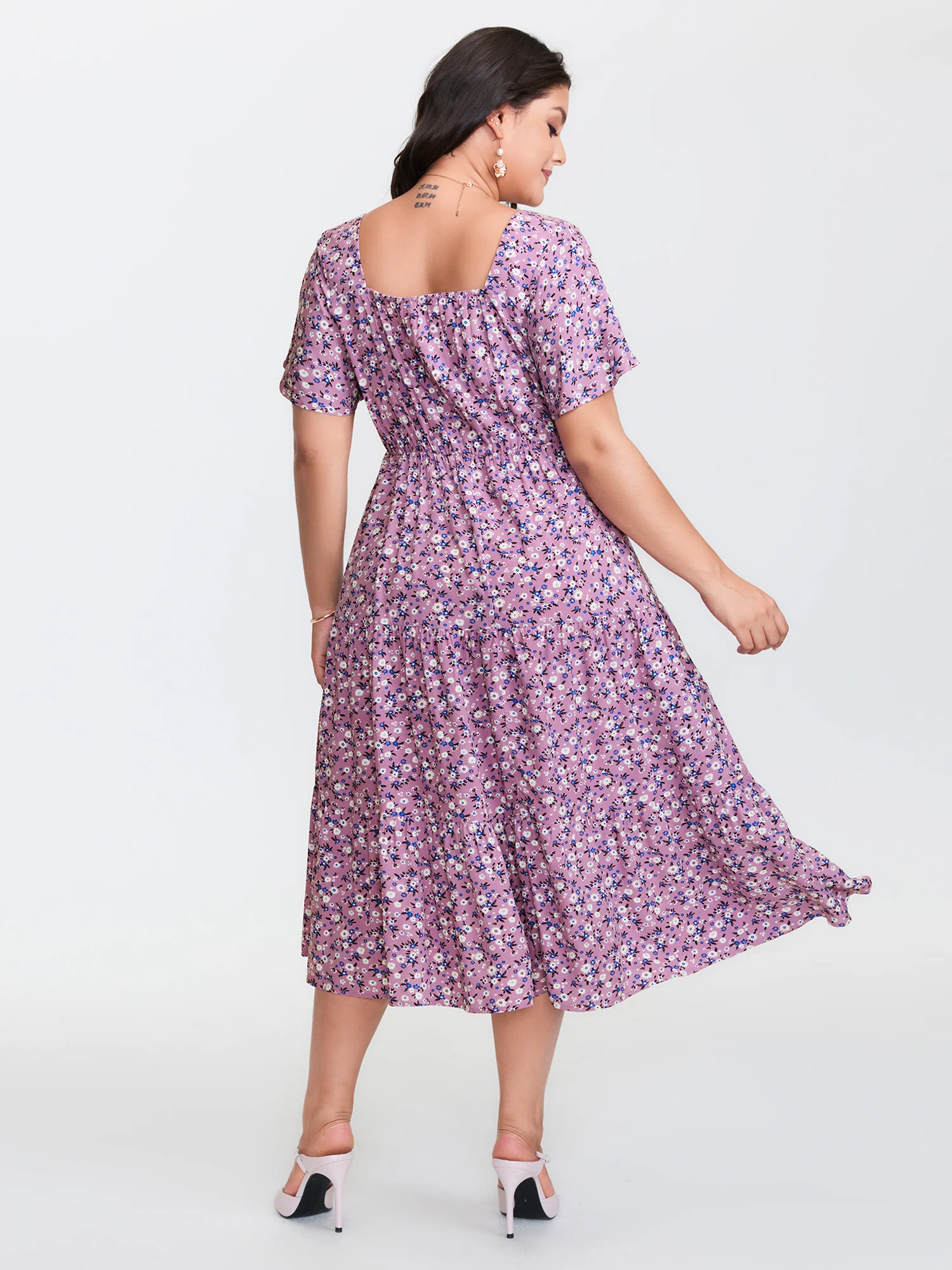 Ditsy Floral Sweetheart Drawstring Pocket Tiered Dress - Image 24