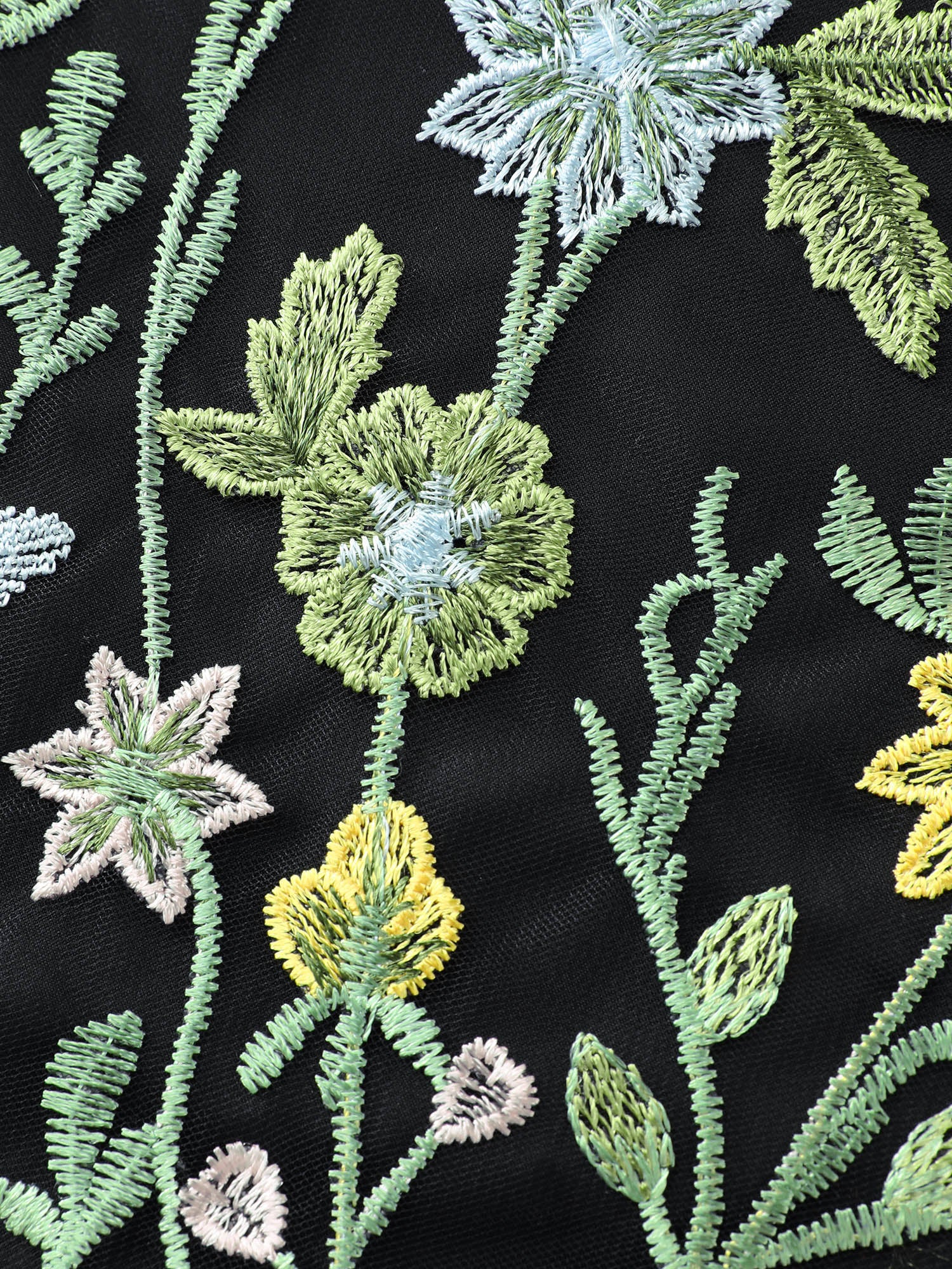 Floral Embroidered Sweetheart Neckline Midi Dress - Image 5