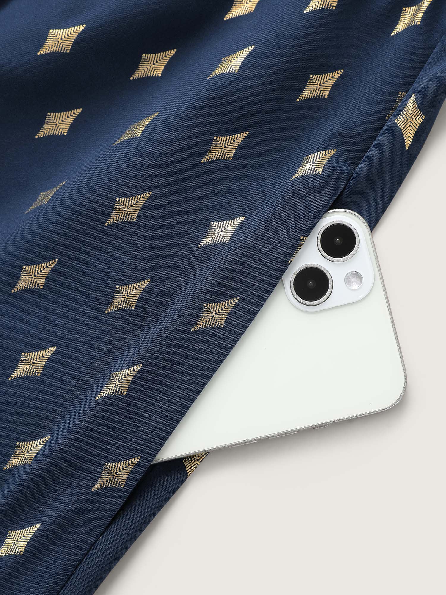 Glitter Notched Lantern Sleeve Midi Dress - Image 7