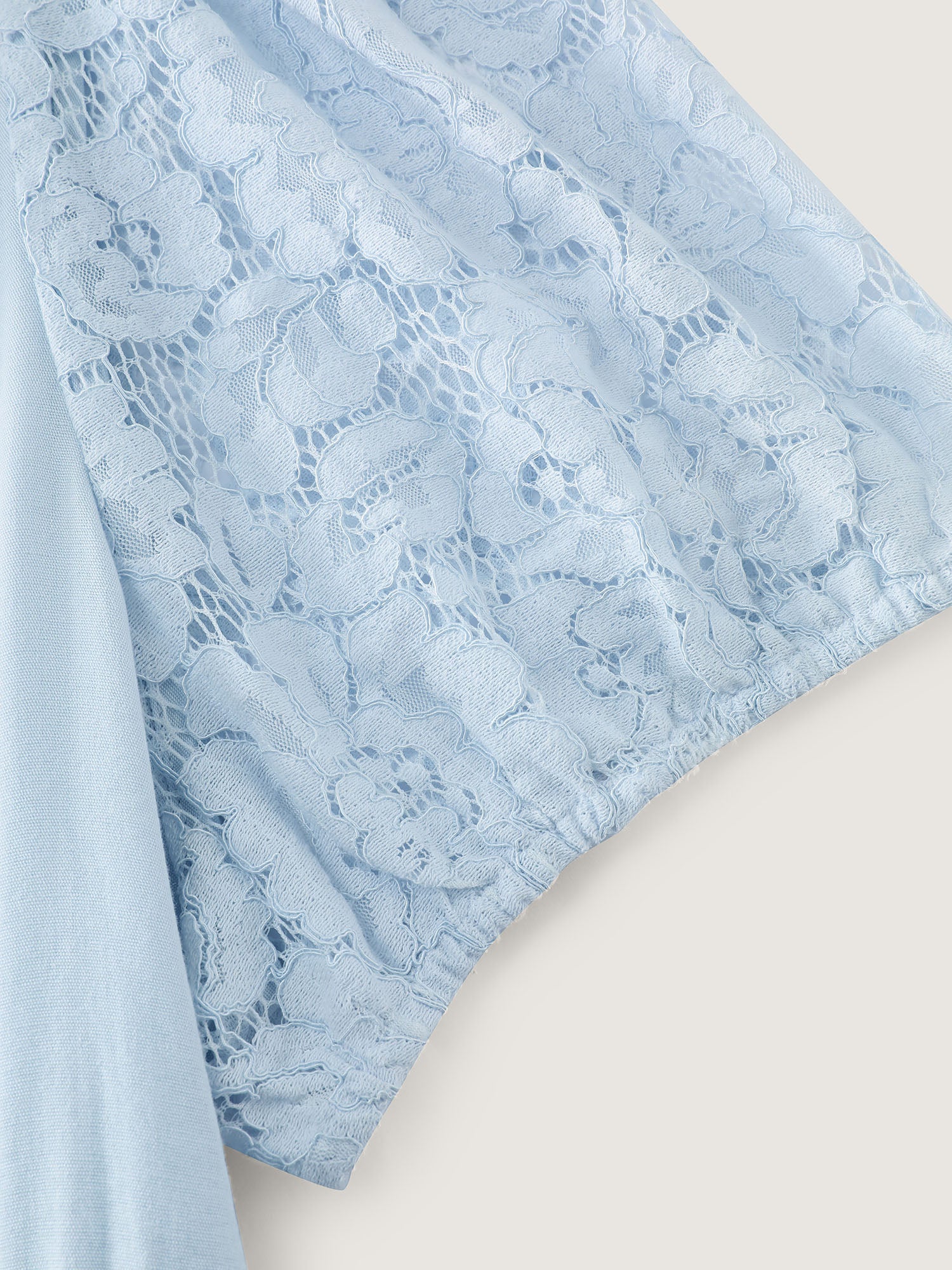 Lace Panels Shirred Waist Midi Dress - Image 6