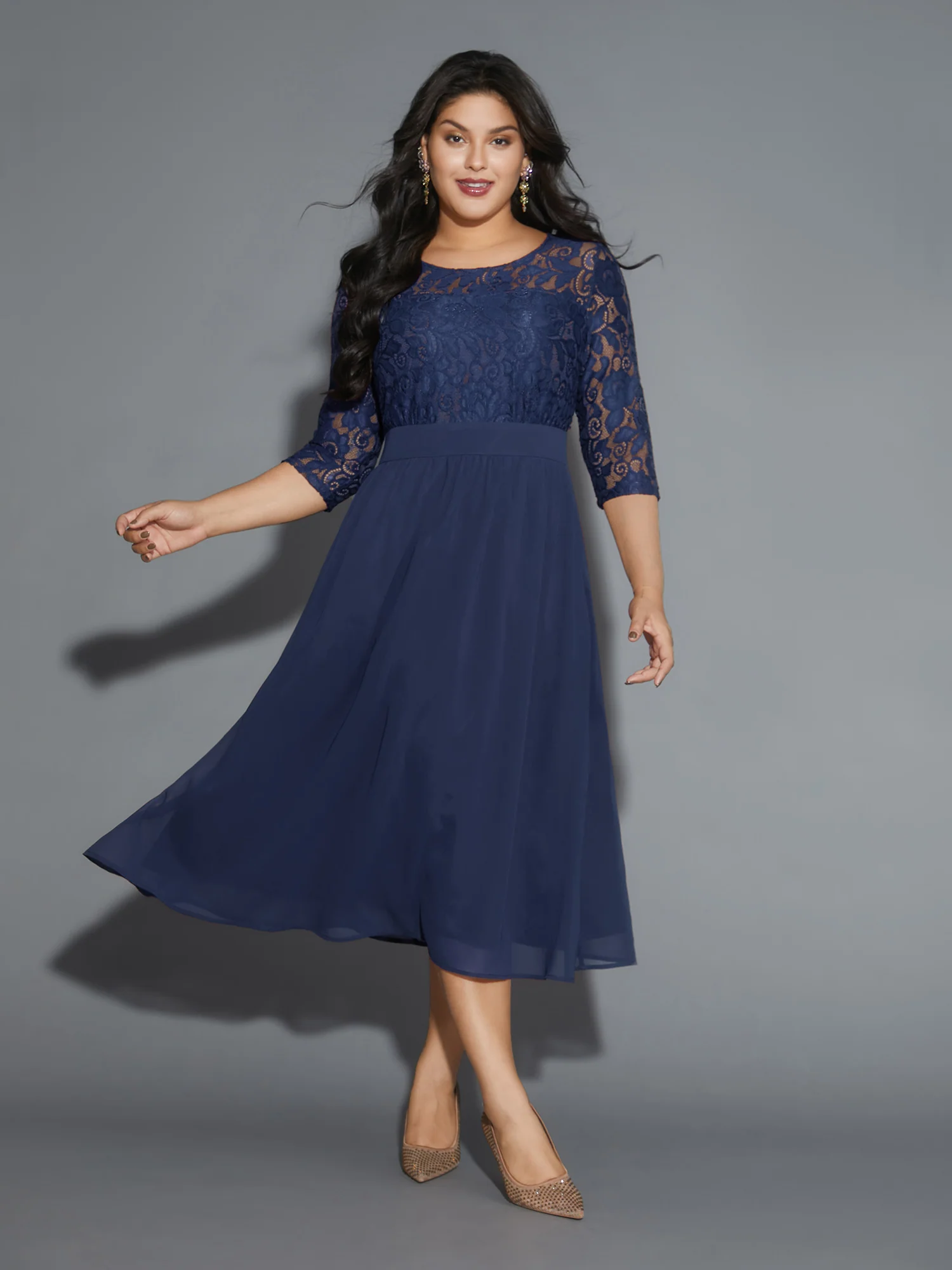 Lace Patchwork Shirred Midi Pocket Dress - Image 17