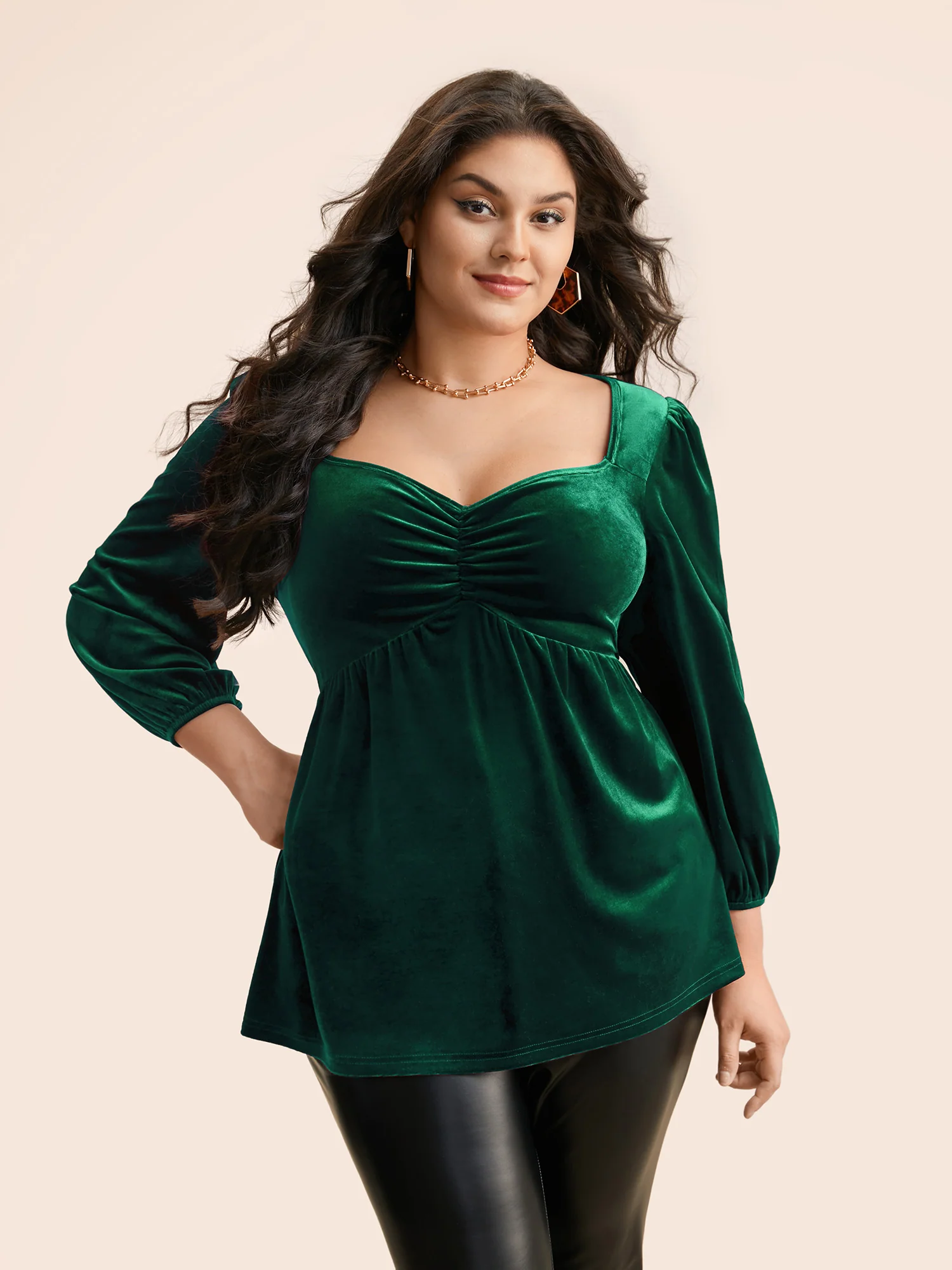 Velvet Heart Neckline Gathered Blouse - Image 8