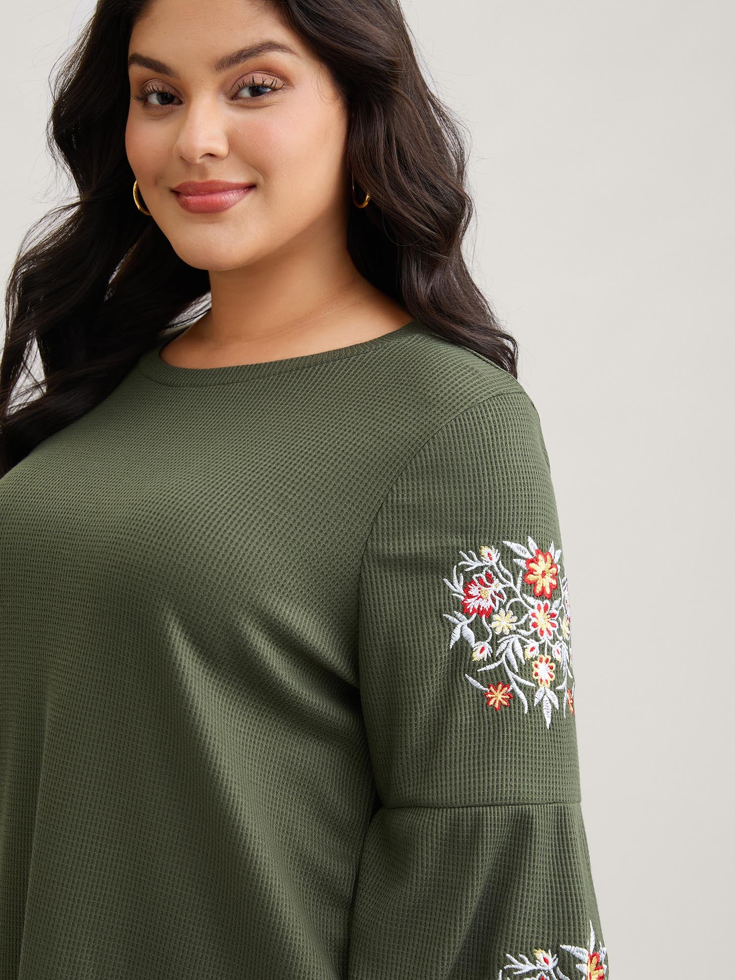 Waffle Knit Floral Embroidered Lantern Sleeve T-shirt - Image 11